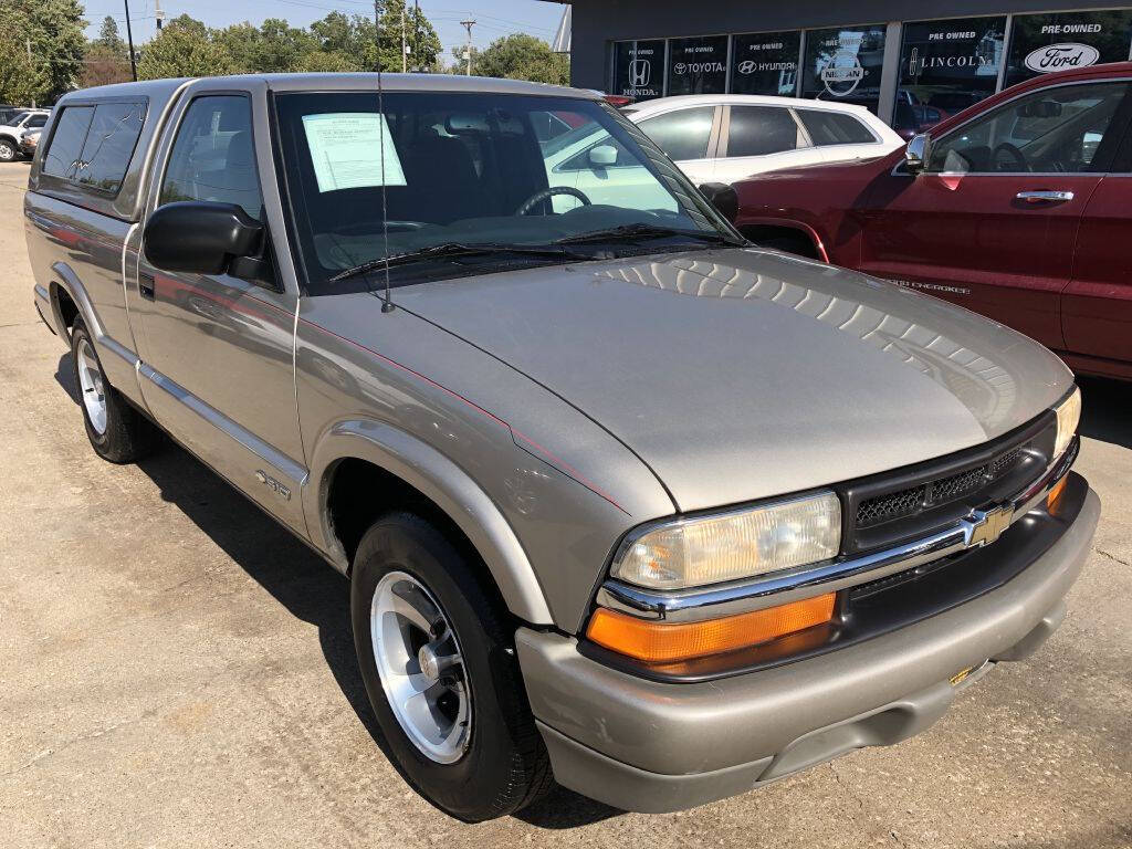 2000 Chevrolet S-10 for sale at Extreme Auto Plaza in Des Moines, IA