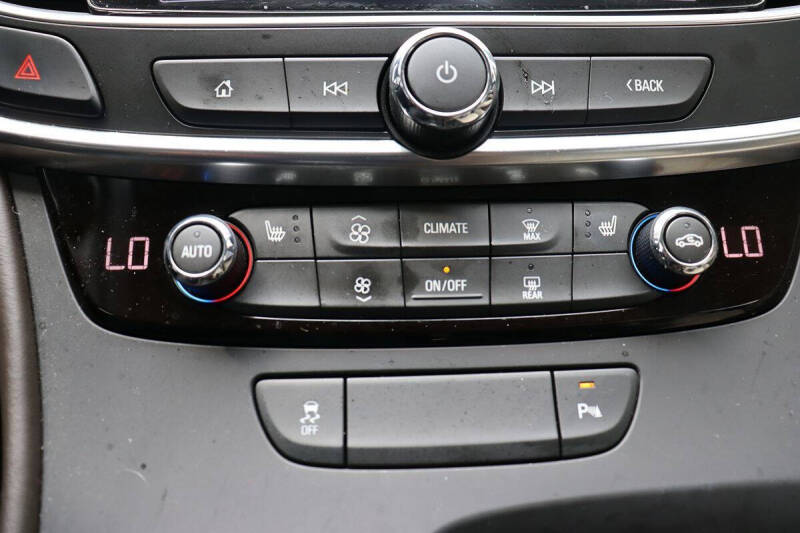 2017 Buick LaCrosse Essence