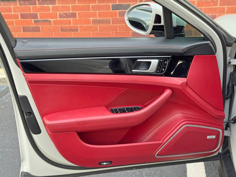 2021 Porsche Panamera