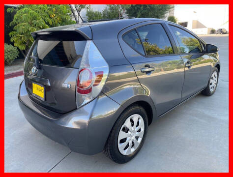 2012 Toyota Prius c Two