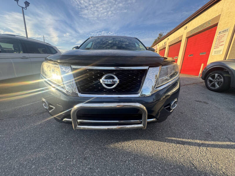 2015 Nissan Pathfinder SV