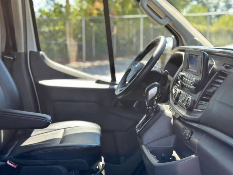 2022 Ford Transit