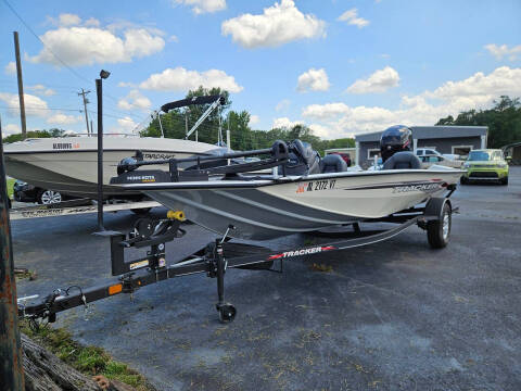 2023 Tracker PRO 195 TXW