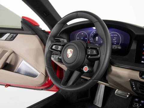 2025 Porsche 911 Carrera