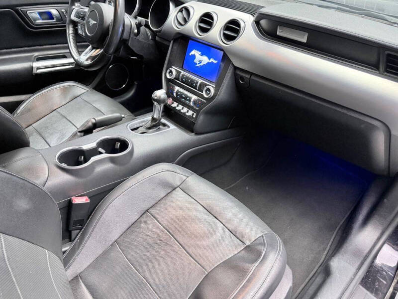 2021 Ford Mustang