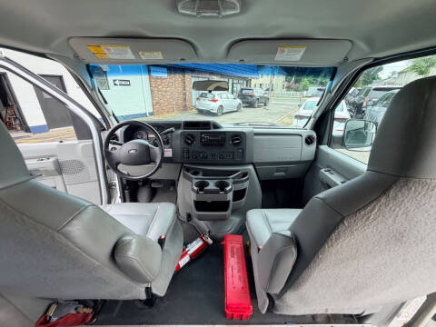 2014 Ford E-Series