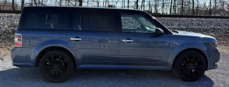 2019 Ford Flex SEL's photo