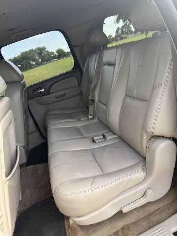 2010 Chevrolet Suburban LT