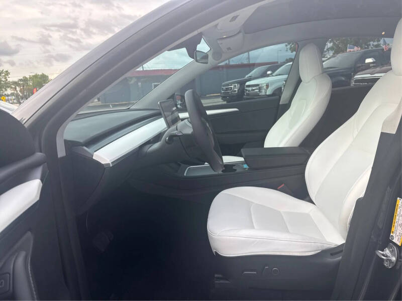 2022 Tesla Model Y Long Range