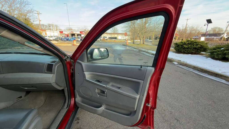 2006 Jeep Grand Cherokee Laredo