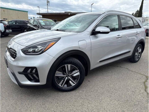 2020 Kia Niro Plug-In Hybrid for sale at MADERA CAR CONNECTION in Madera CA
