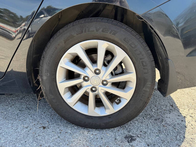 2021 Hyundai Accent SE