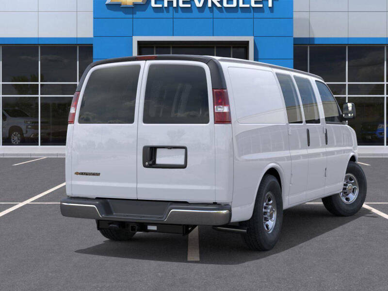 2026 Chevrolet Express 2500