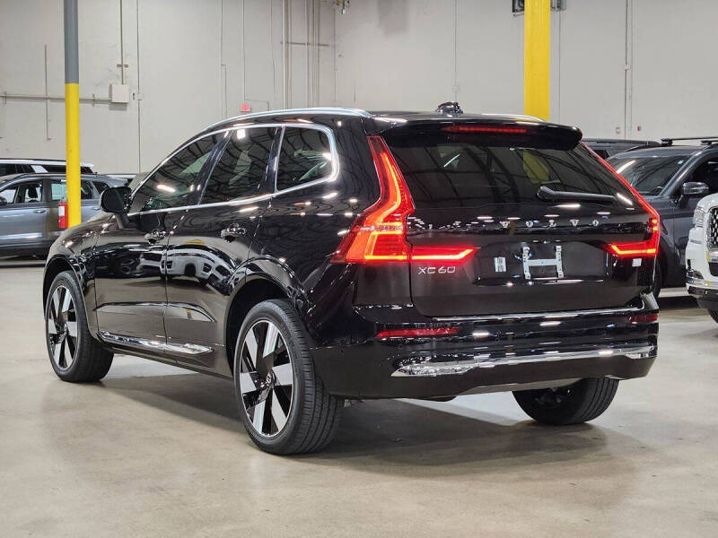 2023 Volvo XC60 Recharge T8 Plus Bright Theme
