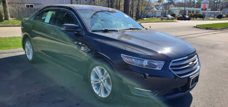 2016 Ford Taurus SEL