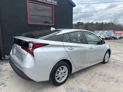 2022 Toyota Prius LE