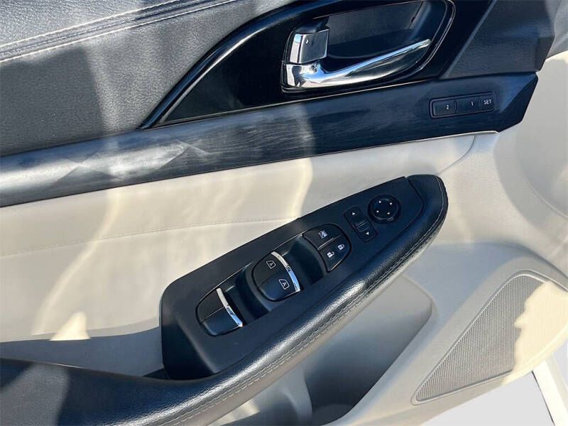 2023 Nissan Maxima 3.5 Platinum