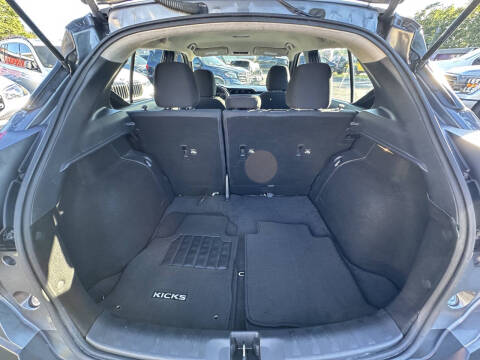 2019 Nissan Kicks SV