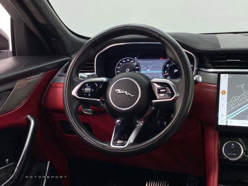 2022 Jaguar F-PACE SVR