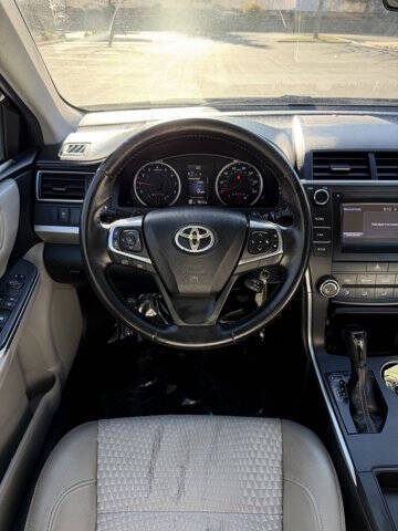 2015 Toyota Camry SE