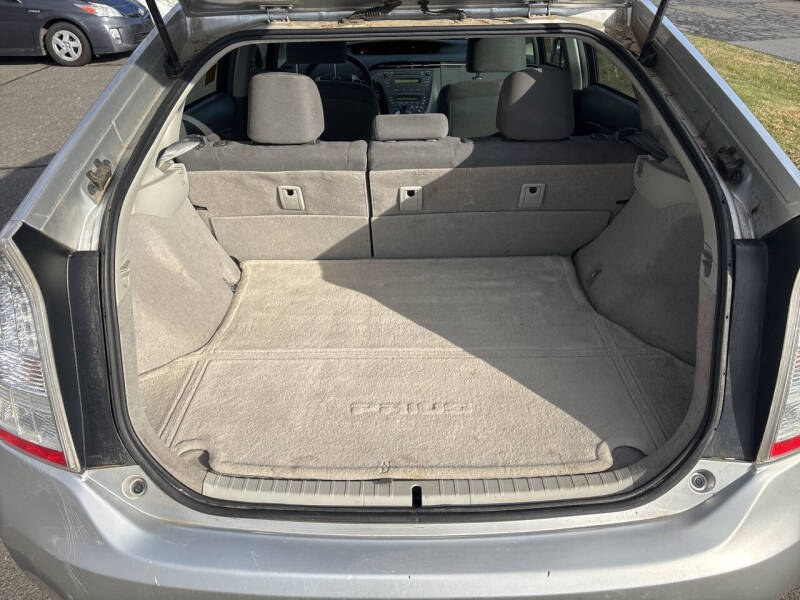 2010 Toyota Prius III