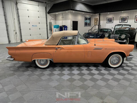 1957 Ford Thunderbird