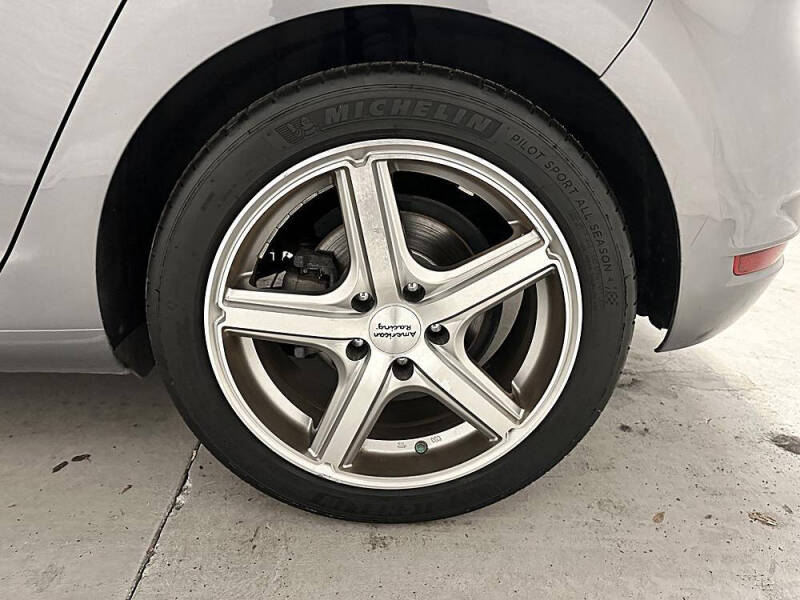 2010 Volkswagen Golf 2.5L PZEV