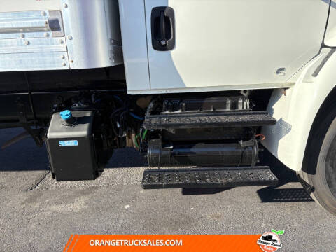 2019 International DuraStar 4300