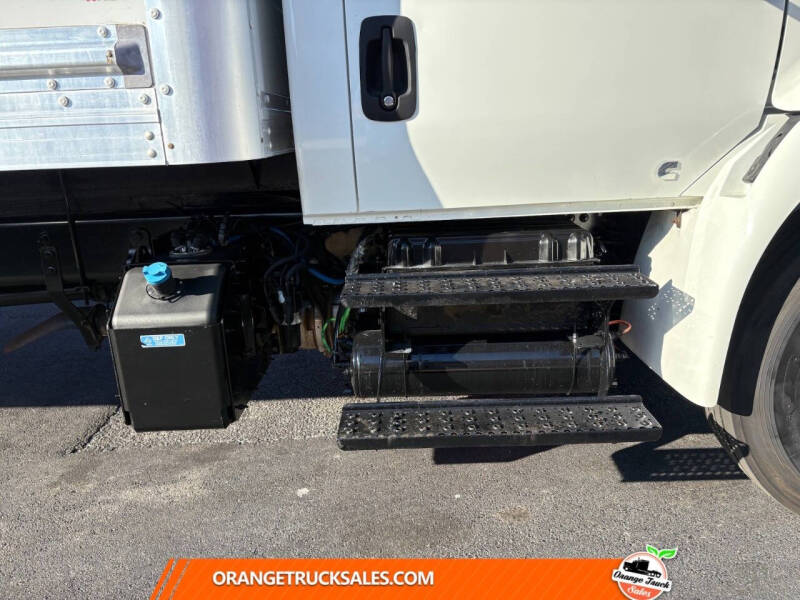 2019 International DuraStar 4300