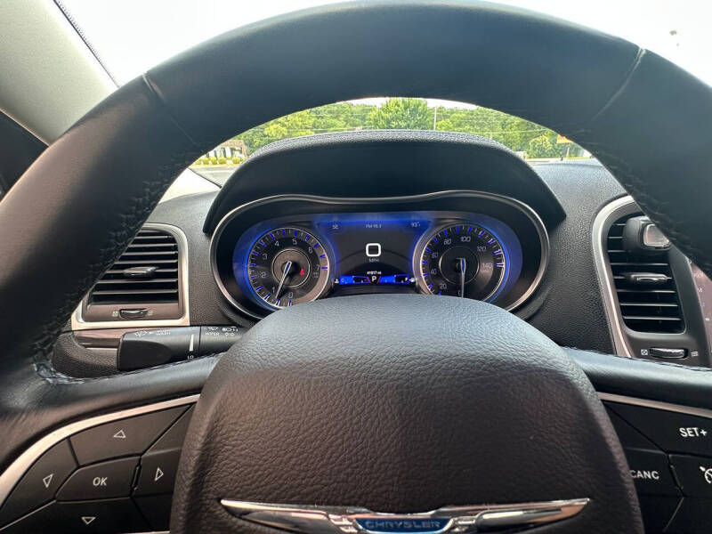 2019 Chrysler 300 Touring