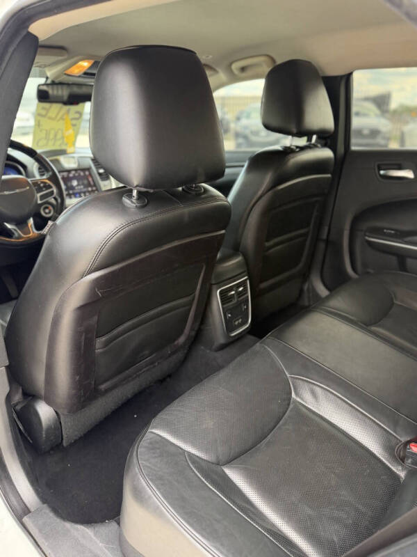 2019 Chrysler 300 Limited