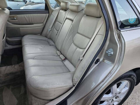 2000 Toyota Avalon XLS