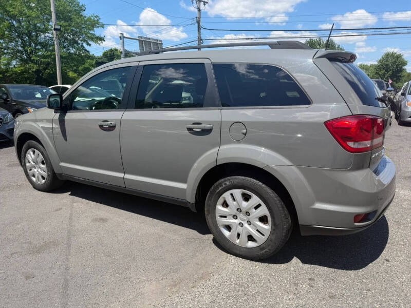 2019 Dodge Journey SE
