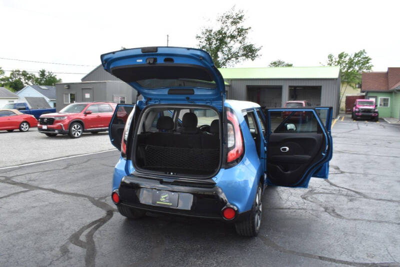 2016 Kia Soul +