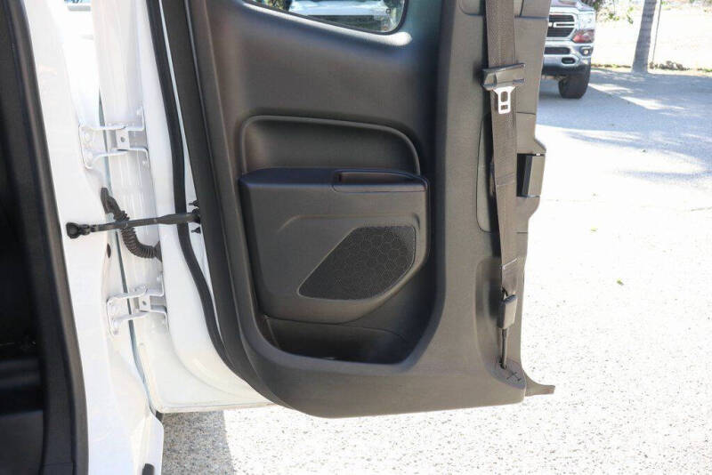 2022 GMC Canyon Elevation Standard
