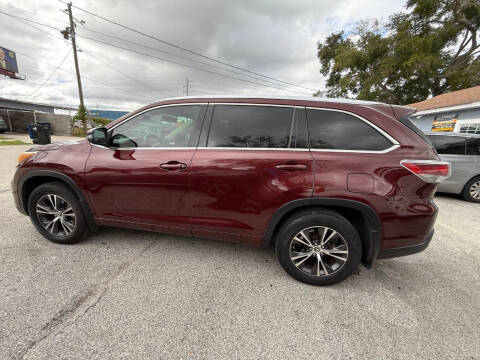 2016 Toyota Highlander XLE
