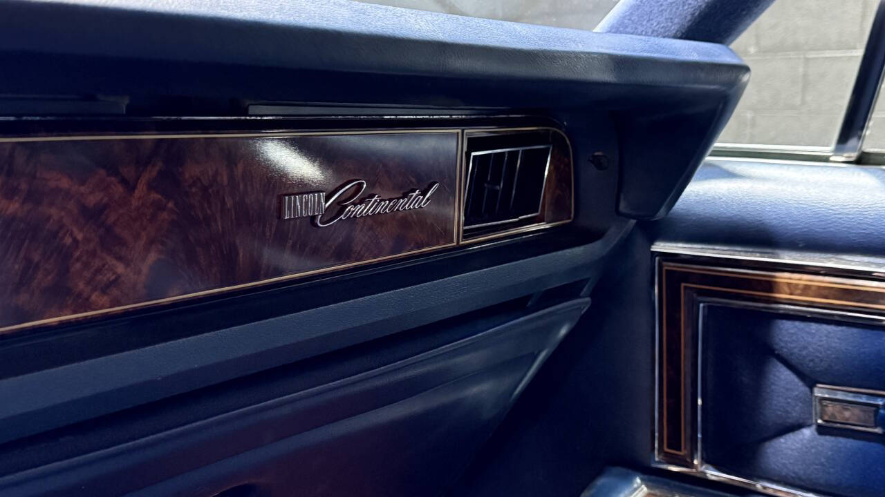1979 Lincoln Continental 48