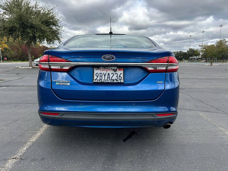 2017 Ford Fusion Energi SE Luxury