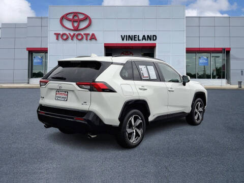 2025 Toyota RAV4 Plug-in Hybrid SE