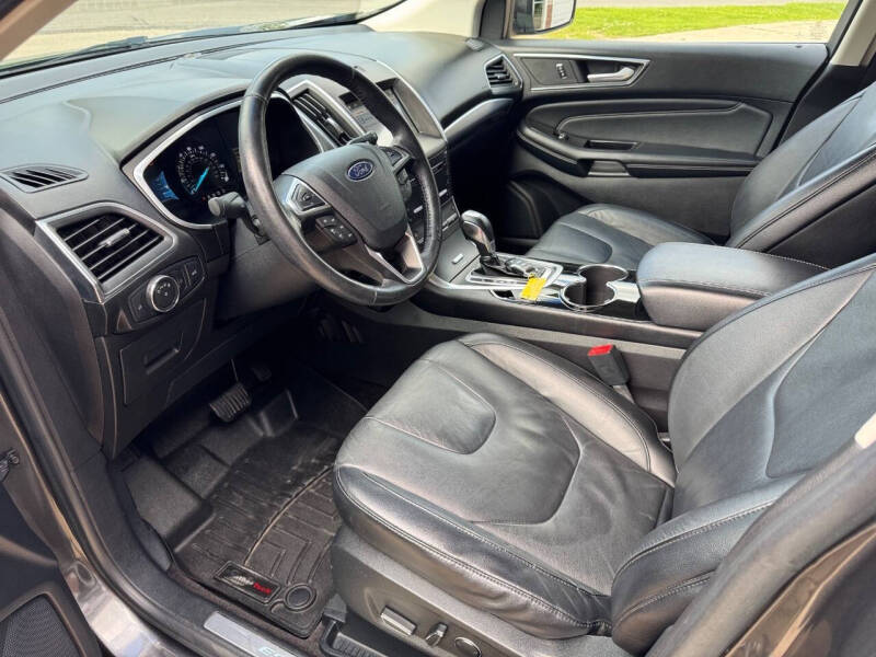 2016 Ford Edge Titanium