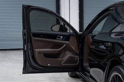 2020 Porsche Panamera 4S
