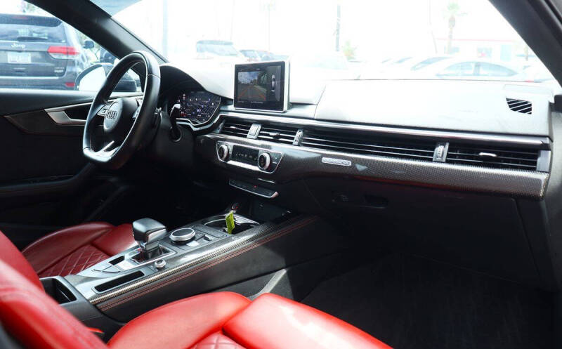 2019 Audi S4 3.0T quattro Prestige