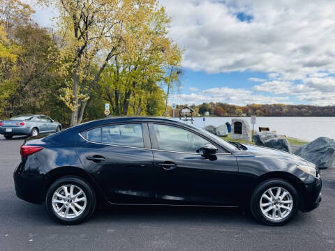 2015 Mazda MAZDA3 i Touring