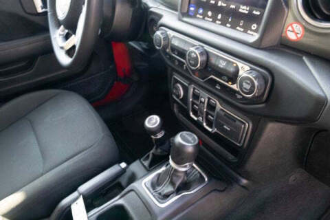 2023 Jeep Gladiator Overland