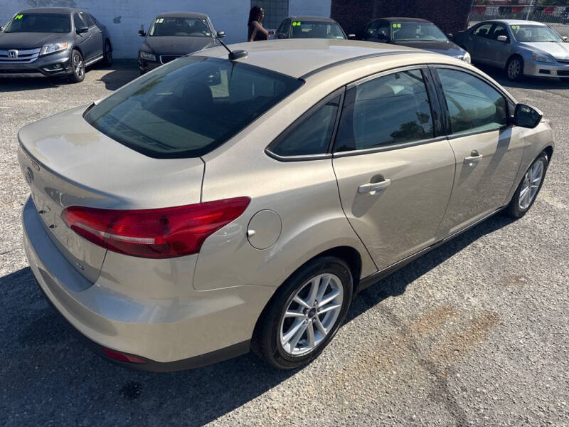 2017 Ford Focus SE