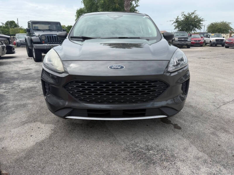 2020 Ford Escape S