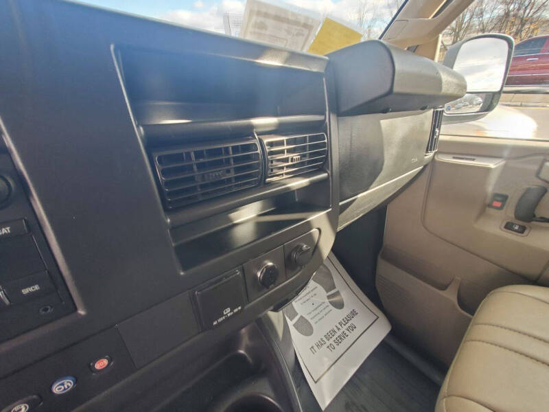 2017 Chevrolet Express 2500