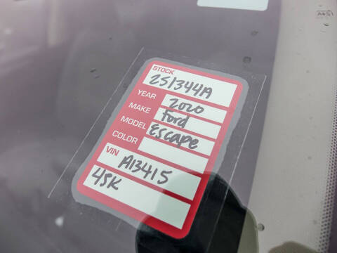 2020 Ford Escape SE