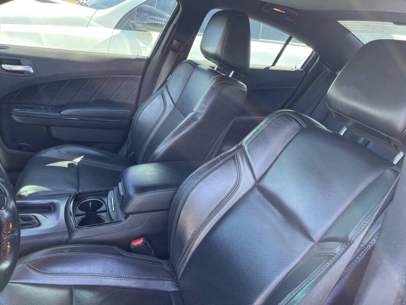 2018 Dodge Charger SXT Plus