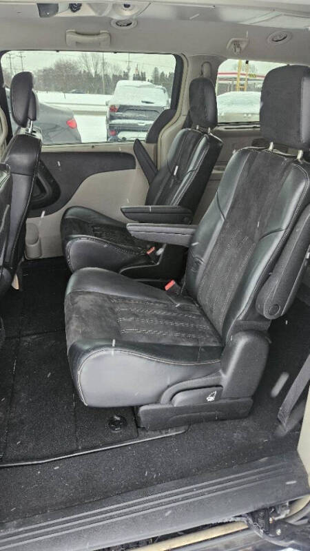 2014 Chrysler Town and Country 30th Anniversary